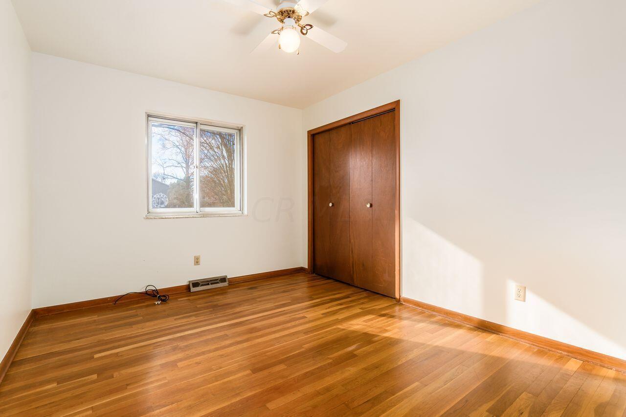 1388 Castleton Road North Columbus, OH 43220 - Photo 19 of 31 Bedroom 1