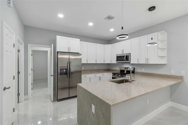 $2,400 | 6018 Newmark Street, Spring Hill, FL 34606