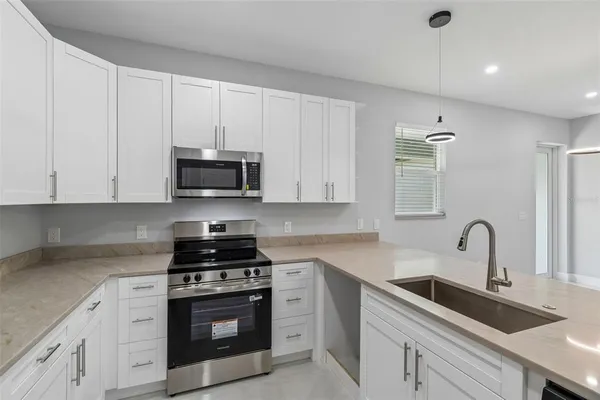 $3,600 | 6018 Newmark Street, Spring Hill, FL 34606
