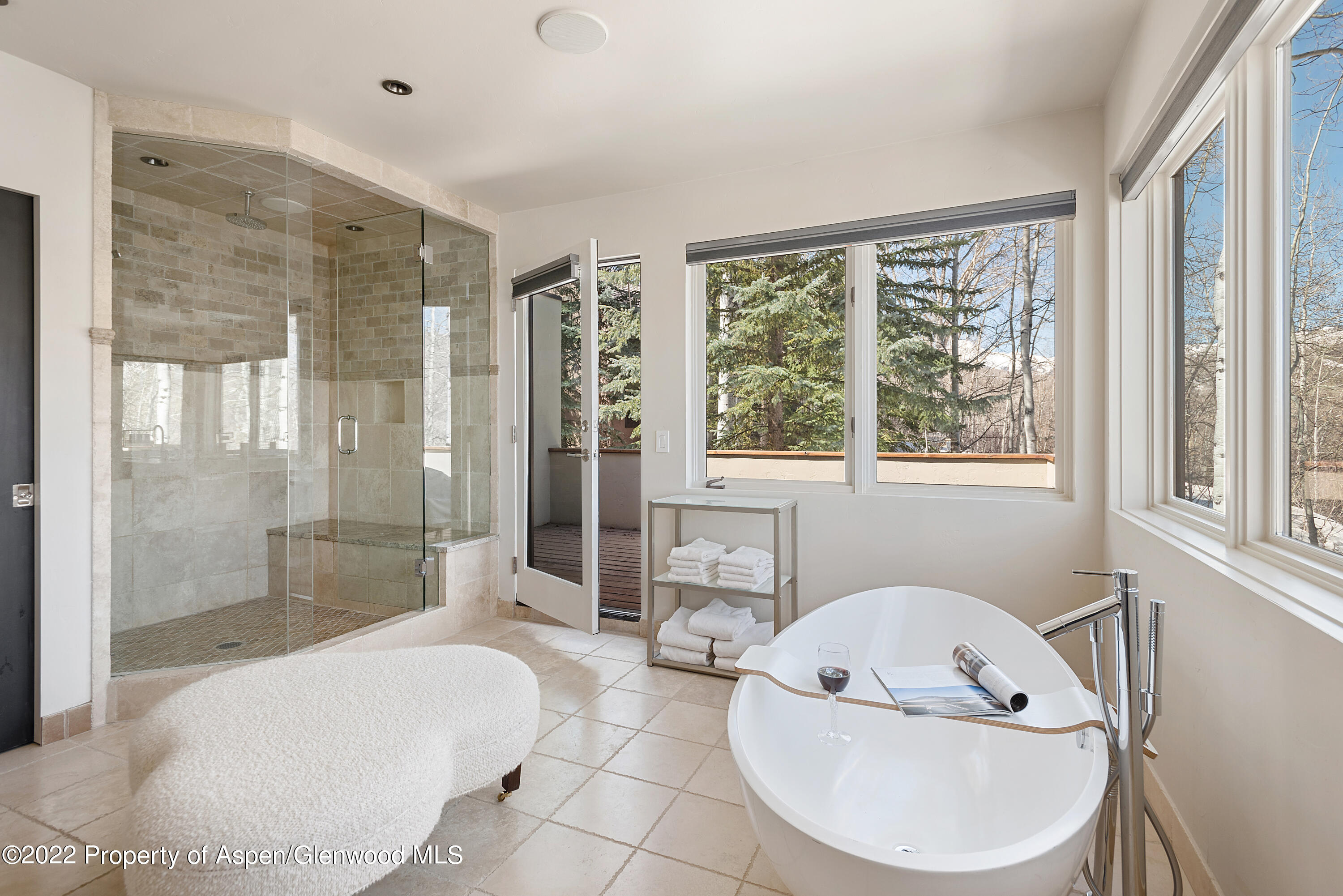 399 Maple Ridge Lane Snowmass Village, CO 81615 - Photo 11 of 27 a living room with furniture and a window