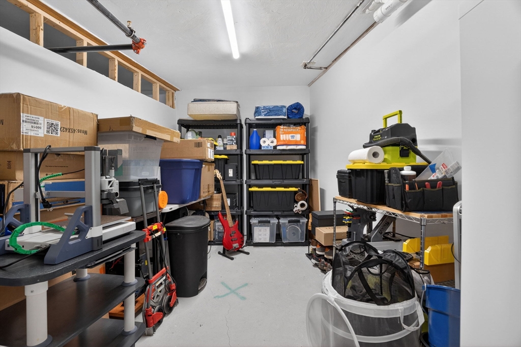 21 Glen Road, Unit 10 Boston, MA 02130 - Photo 18 of 26