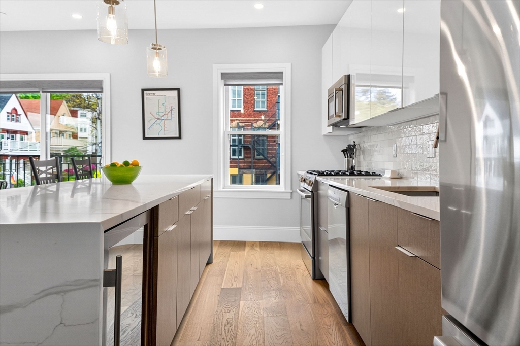 21 Glen Road, Unit 10 Boston, MA 02130 - Photo 5 of 26