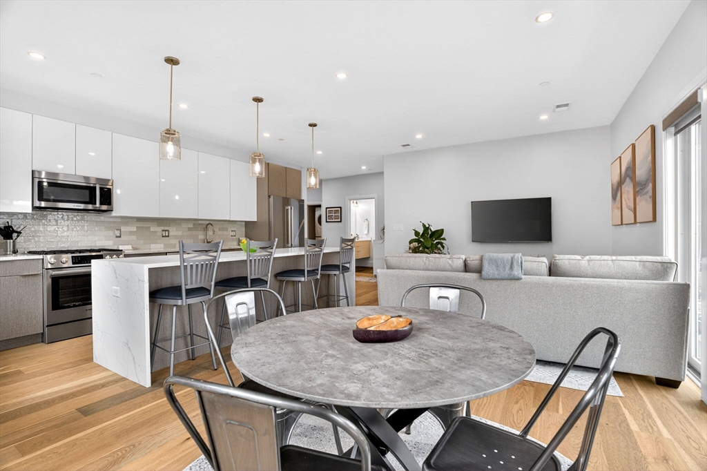 21 Glen Road, Unit 10 Boston, MA 02130 - Photo 8 of 26