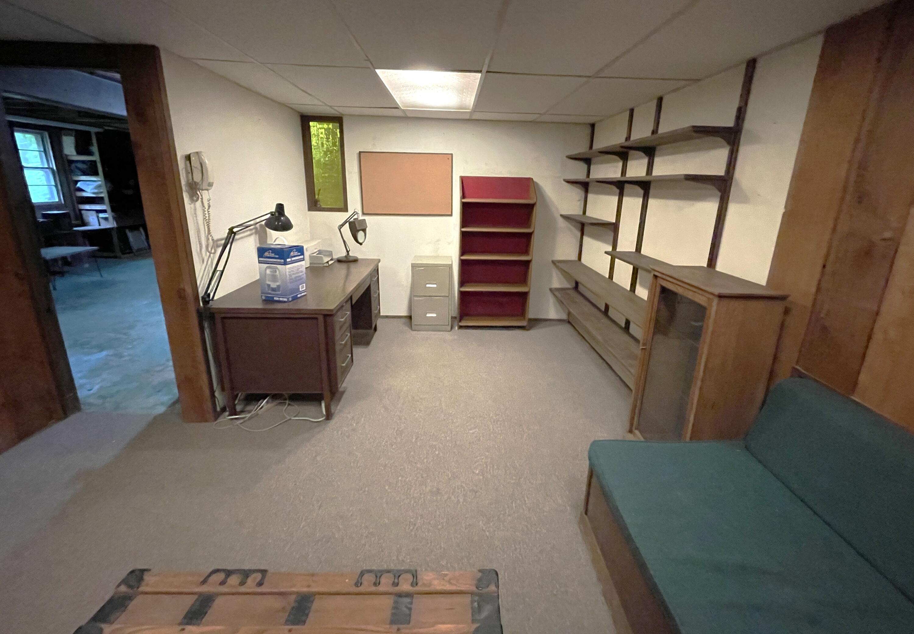 73 Tern Lane Centerville, MA 02632 - Photo 19 of 31 a living room with furniture and a window