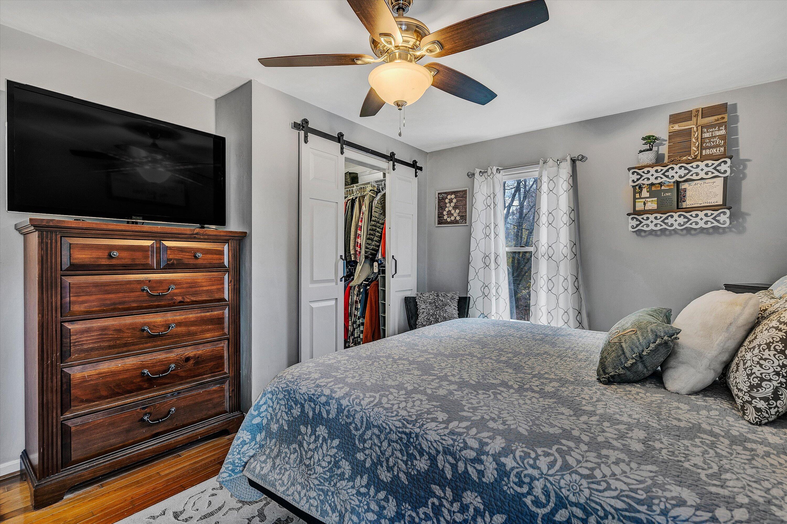 811 North Mill Road Salem, VA 24153 - Photo 12 of 34 12-SGM-04627