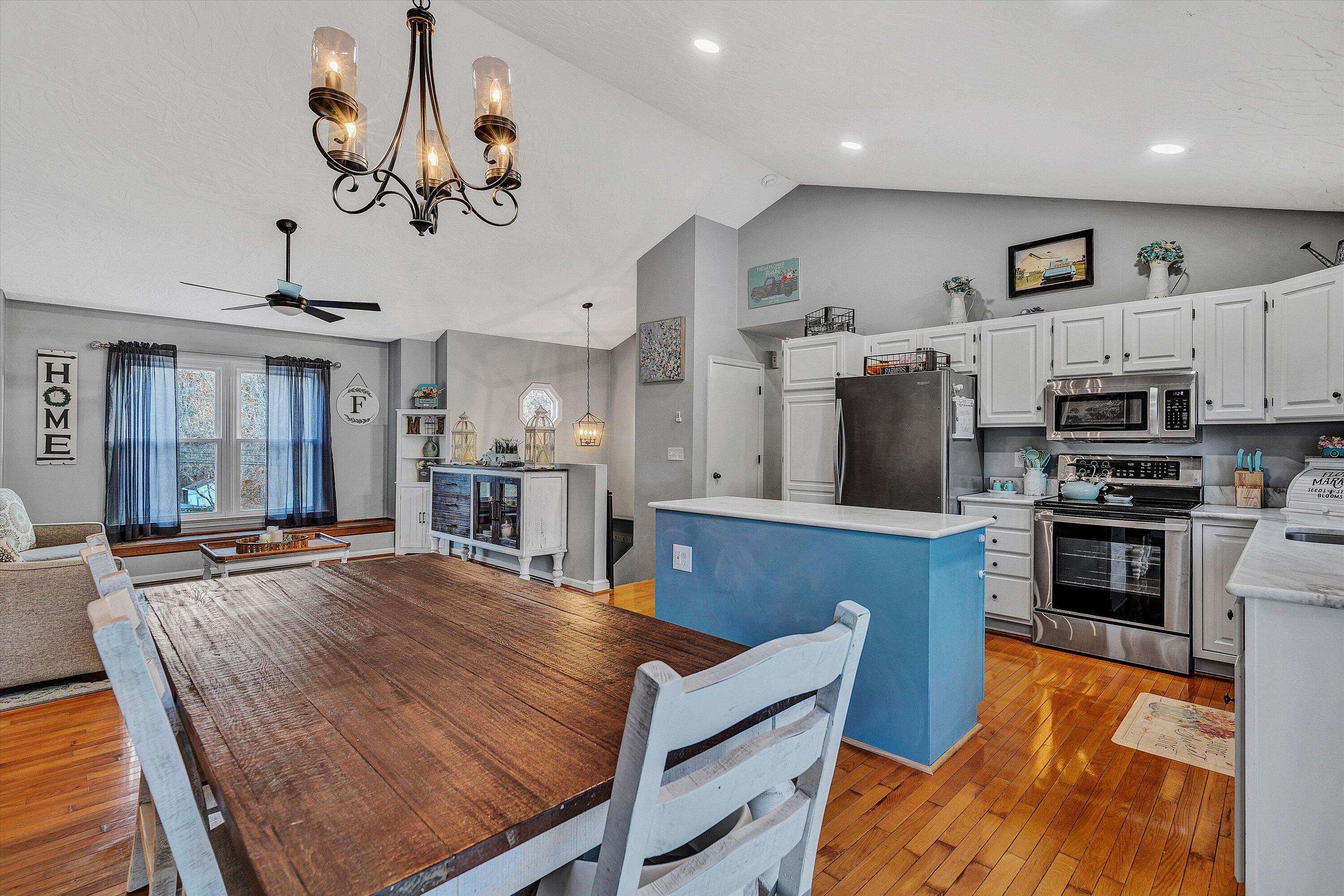 811 North Mill Road Salem, VA 24153 - Photo 7 of 34 07-SGM-04699