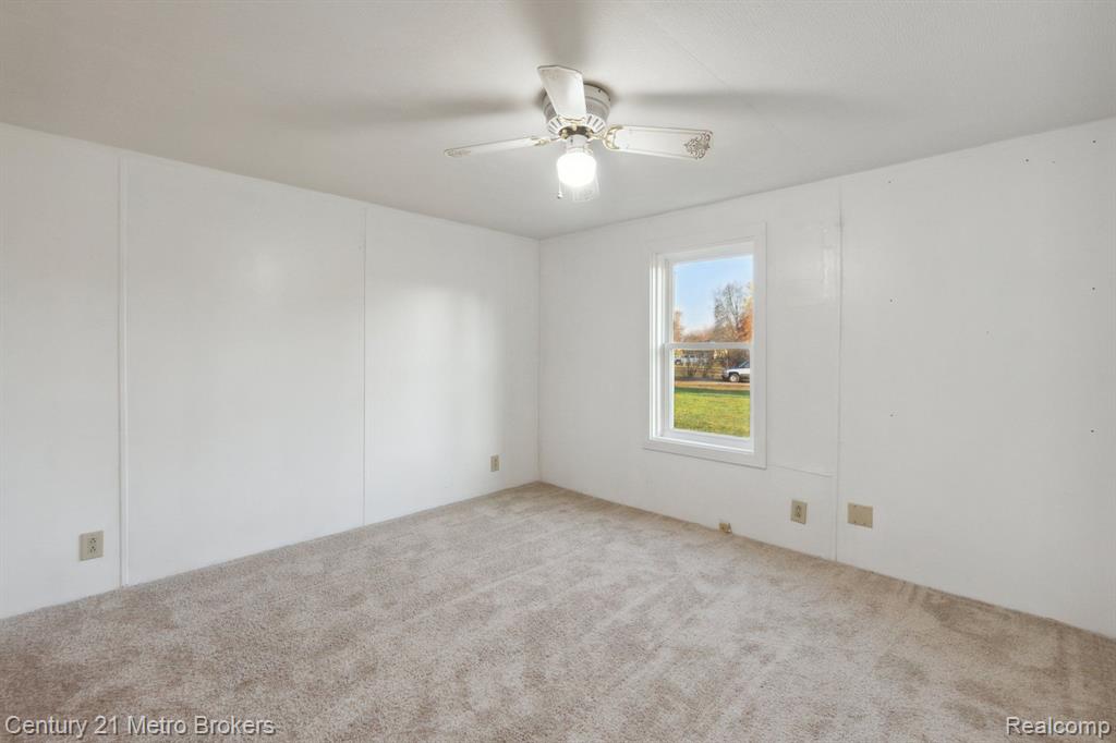 5499 Rensselear Drive Lapeer, MI 48446 - Photo 19 of 28 Gallery Image 19