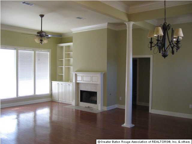 10510 Springrose Avenue Baton Rouge, LA 70810 - Photo 3 of 5