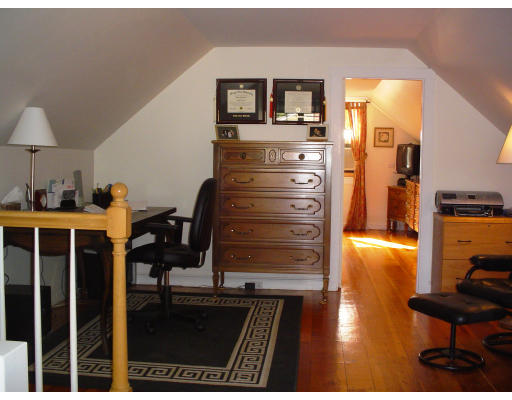 85 Gleason Road Lexington, MA 02420 - Photo 6 of 10 a view of living room with furniture and wooden floor