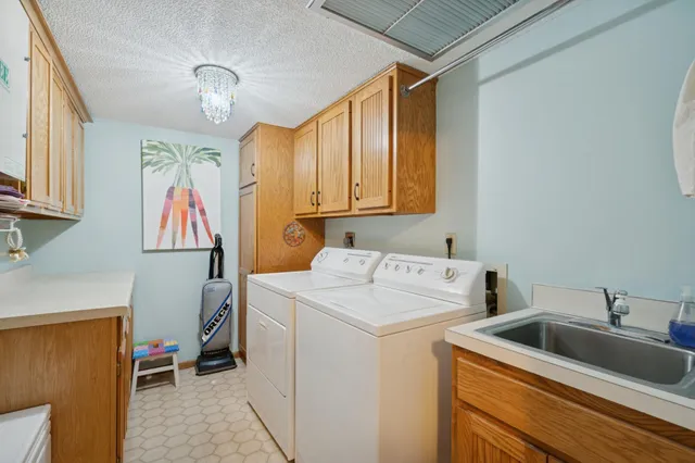 $359,900 | 3020 St Albans Mill Road, Unit 310, Minnetonka, MN 55305