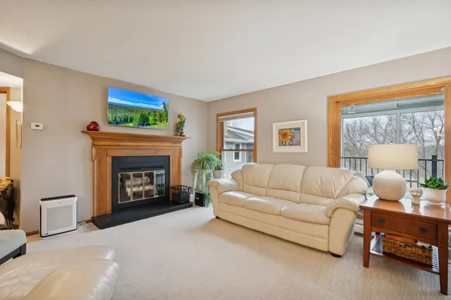 $359,900 | 3020 St Albans Mill Road, Unit 310, Minnetonka, MN 55305