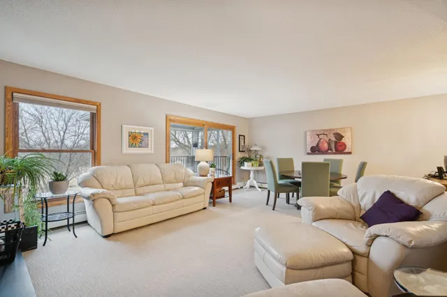$359,900 | 3020 St Albans Mill Road, Unit 310, Minnetonka, MN 55305