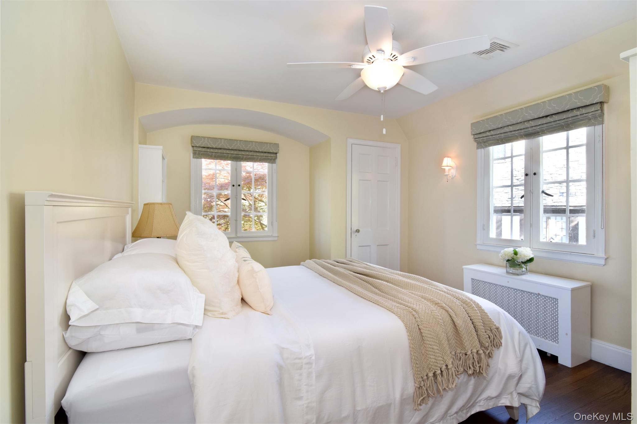 41 Summit Avenue Bronxville, NY 10708 - Photo 17 of 30