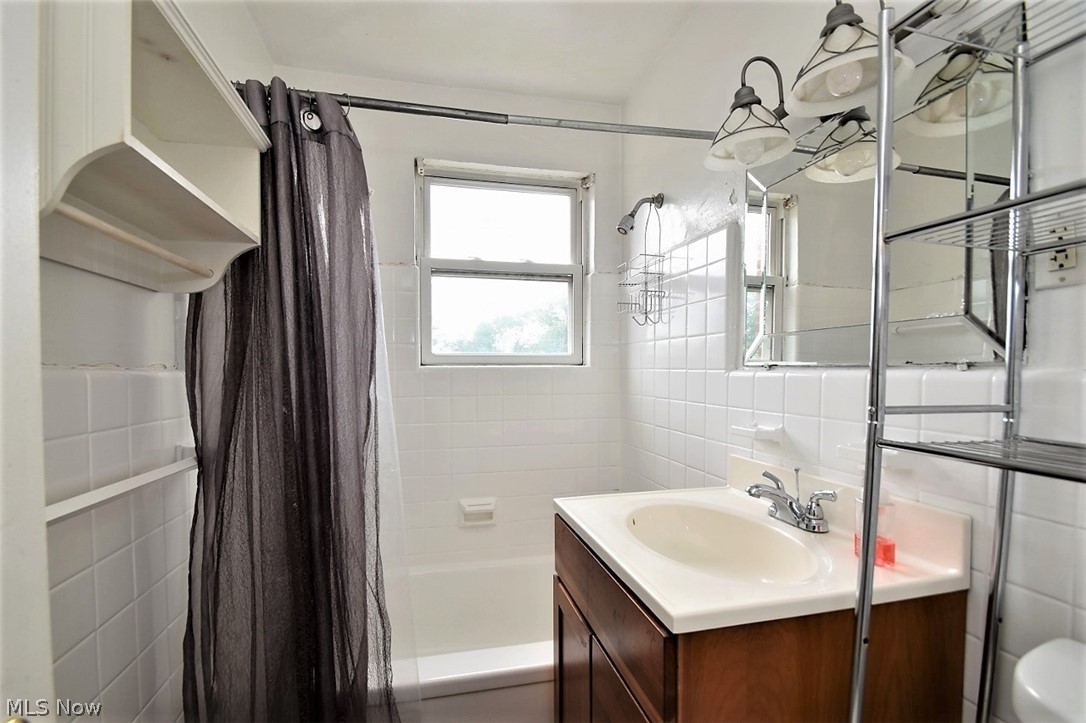 13833 Cedar Road, Unit 206 South Euclid, OH 44118 - Photo 8 of 13