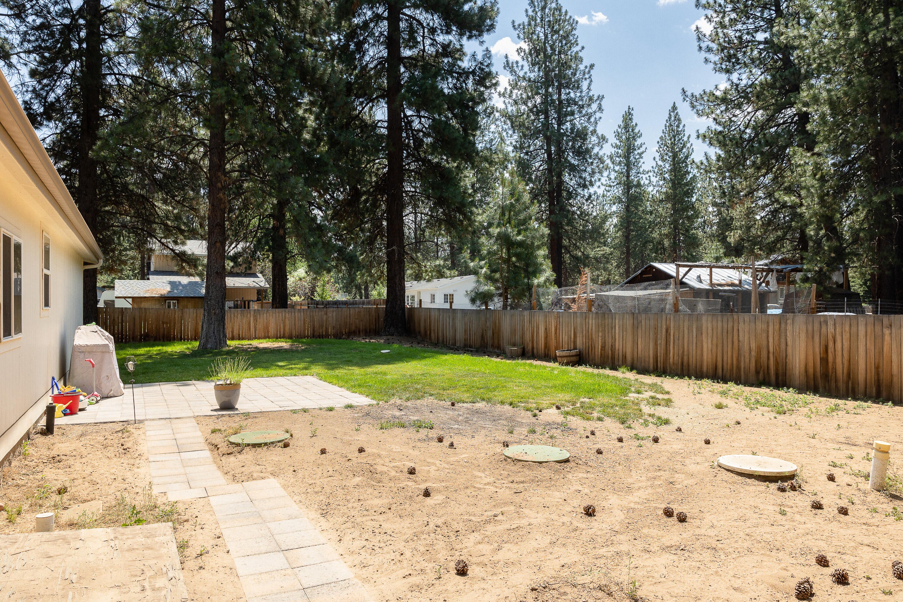 60212 Cinder Butte Road Bend, OR 97702 - Photo 14 of 17 60212 Cinder Butte-15