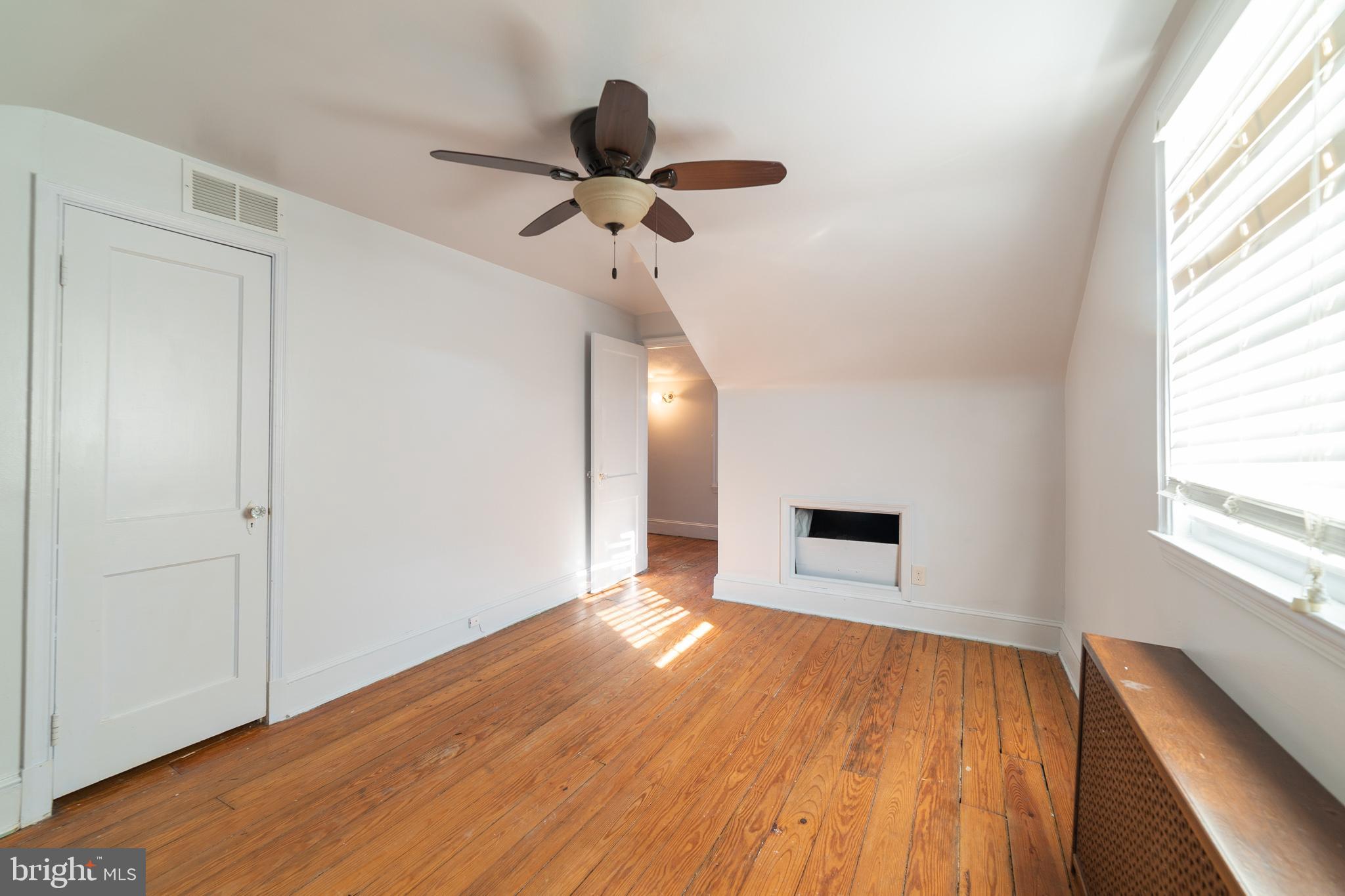 546 Forest View Road Linthicum, MD 21090 - Photo 24 of 30 Bedroom 2