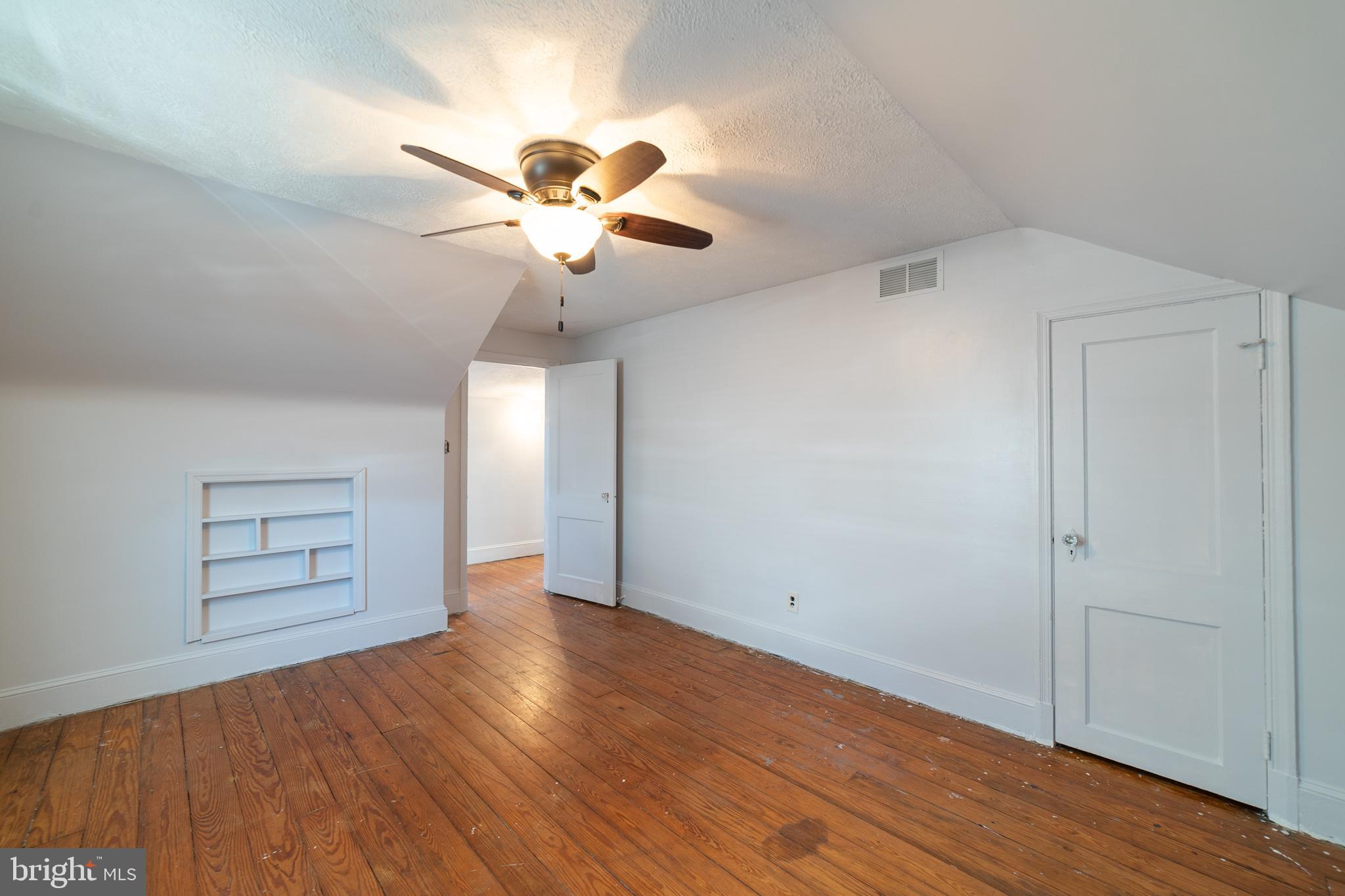 546 Forest View Road Linthicum, MD 21090 - Photo 26 of 30 Bedroom 3