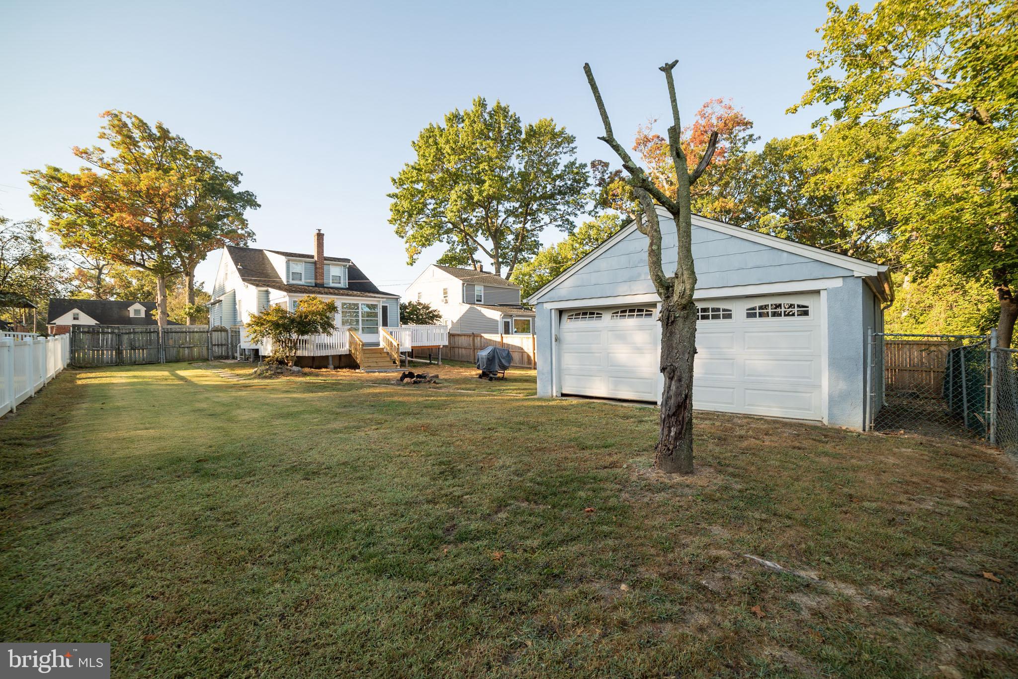 546 Forest View Road Linthicum, MD 21090 - Photo 29 of 30 Back Yard Profile with 2 car Garage