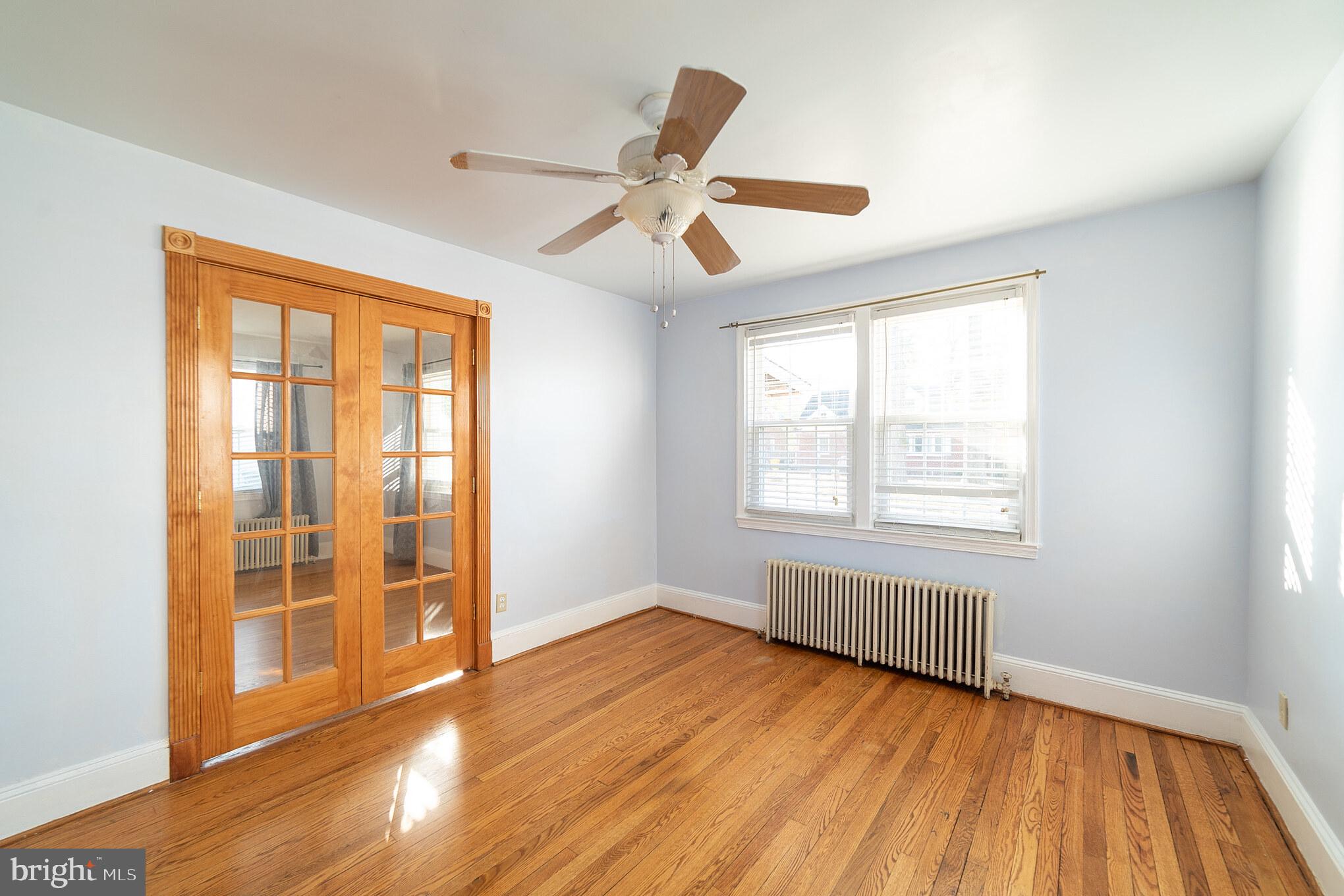 546 Forest View Road Linthicum, MD 21090 - Photo 8 of 30 1st Floor Den