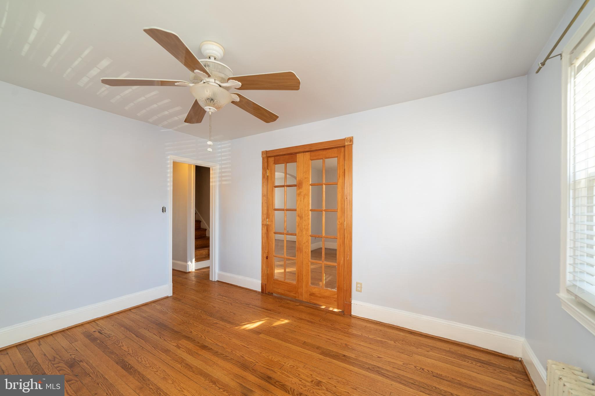 546 Forest View Road Linthicum, MD 21090 - Photo 9 of 30 1st Floor Den