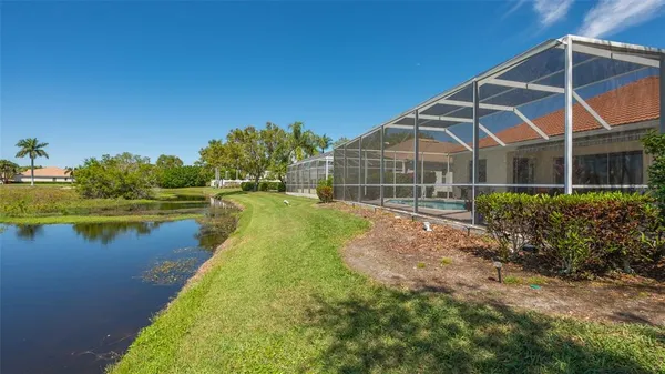 $7,950 | 5141 Flagstone Drive, Sarasota, FL 34238