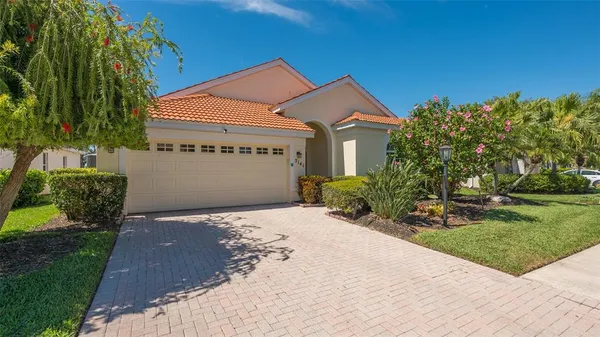 $7,950 | 5141 Flagstone Drive, Sarasota, FL 34238