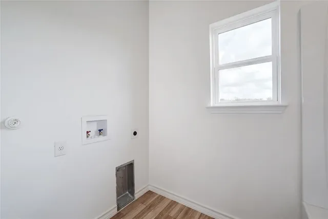 $435,000 | 231 La Fortuna Drive, Dale, TX 78616