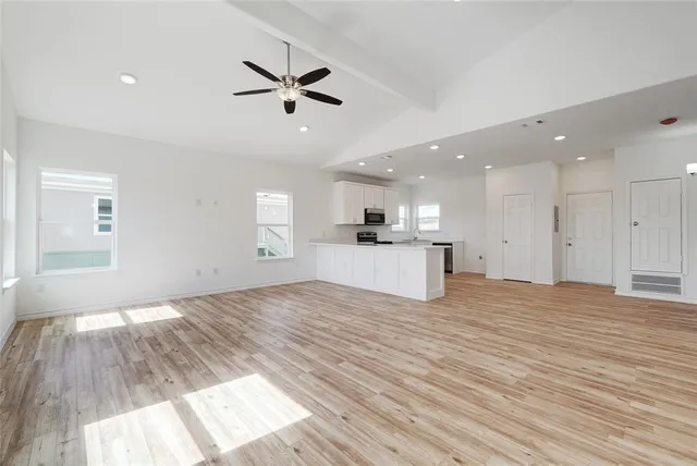 $435,000 | 231 La Fortuna Drive, Dale, TX 78616