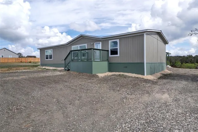 $435,000 | 231 La Fortuna Drive, Dale, TX 78616