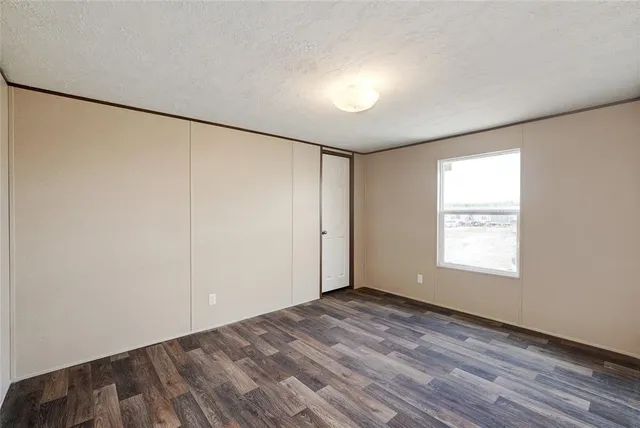 $435,000 | 231 La Fortuna Drive, Dale, TX 78616