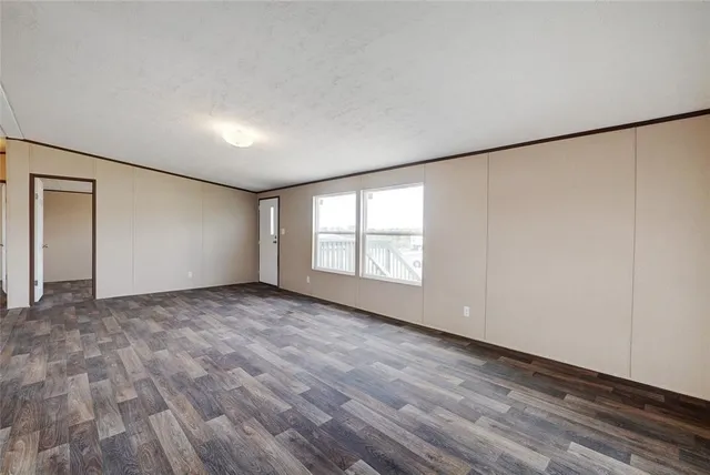 $435,000 | 231 La Fortuna Drive, Dale, TX 78616