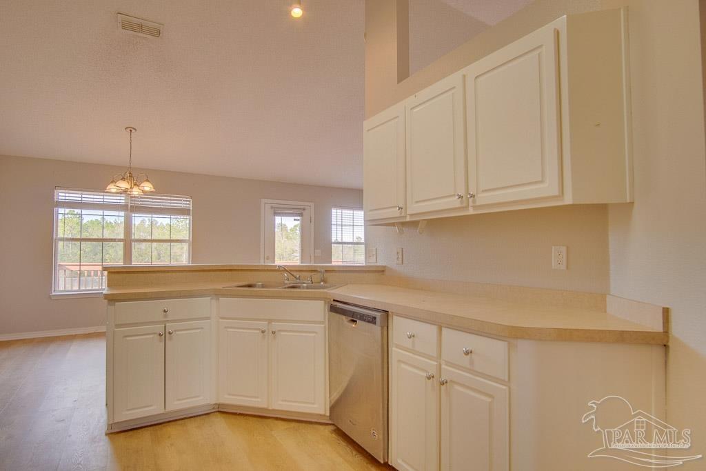 4792 La Casa Circle Pace, FL 32571 - Photo 14 of 28