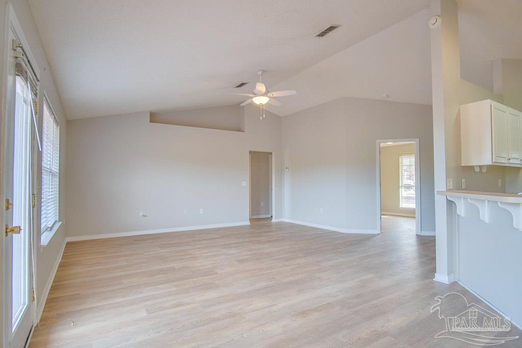 4792 La Casa Circle Pace, FL 32571 - Photo 5 of 28