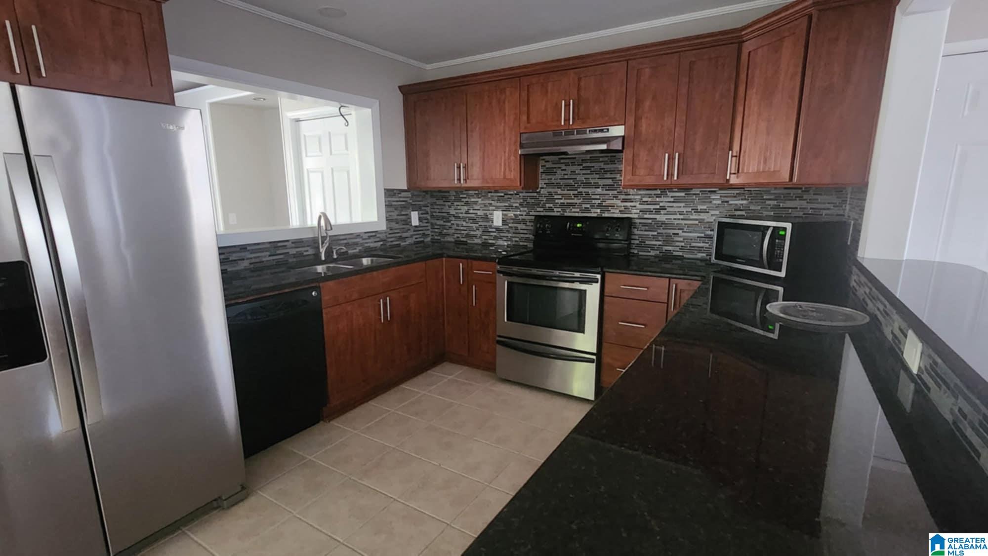 1828 Canyon Road Birmingham, AL 35216 - Photo 6 of 16