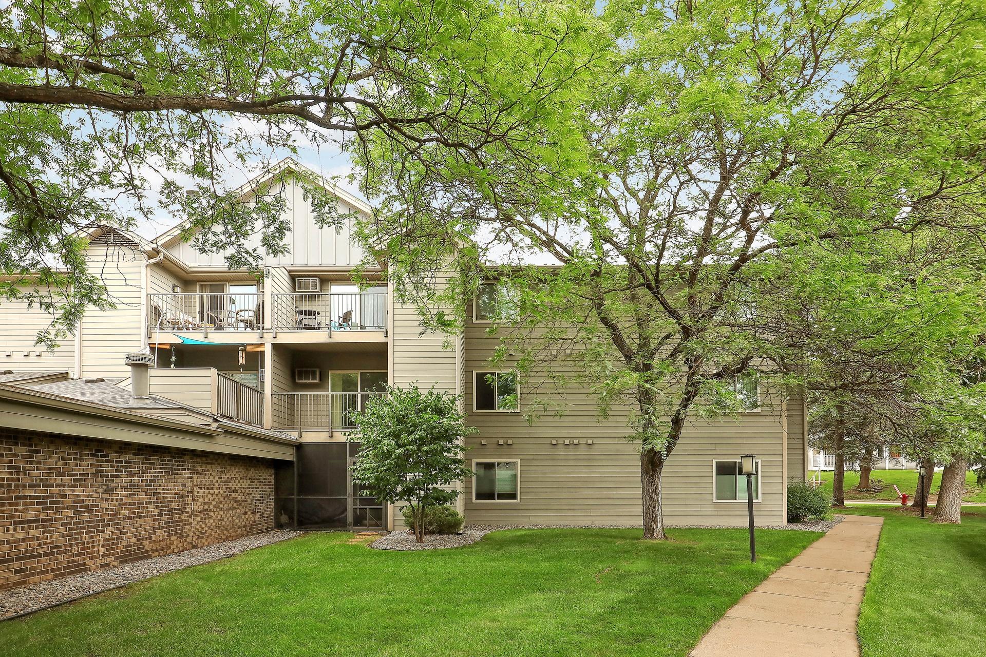 2150 Ridge Drive, Unit 14 St. Louis Park, MN 55416 - Photo 33 of 37
