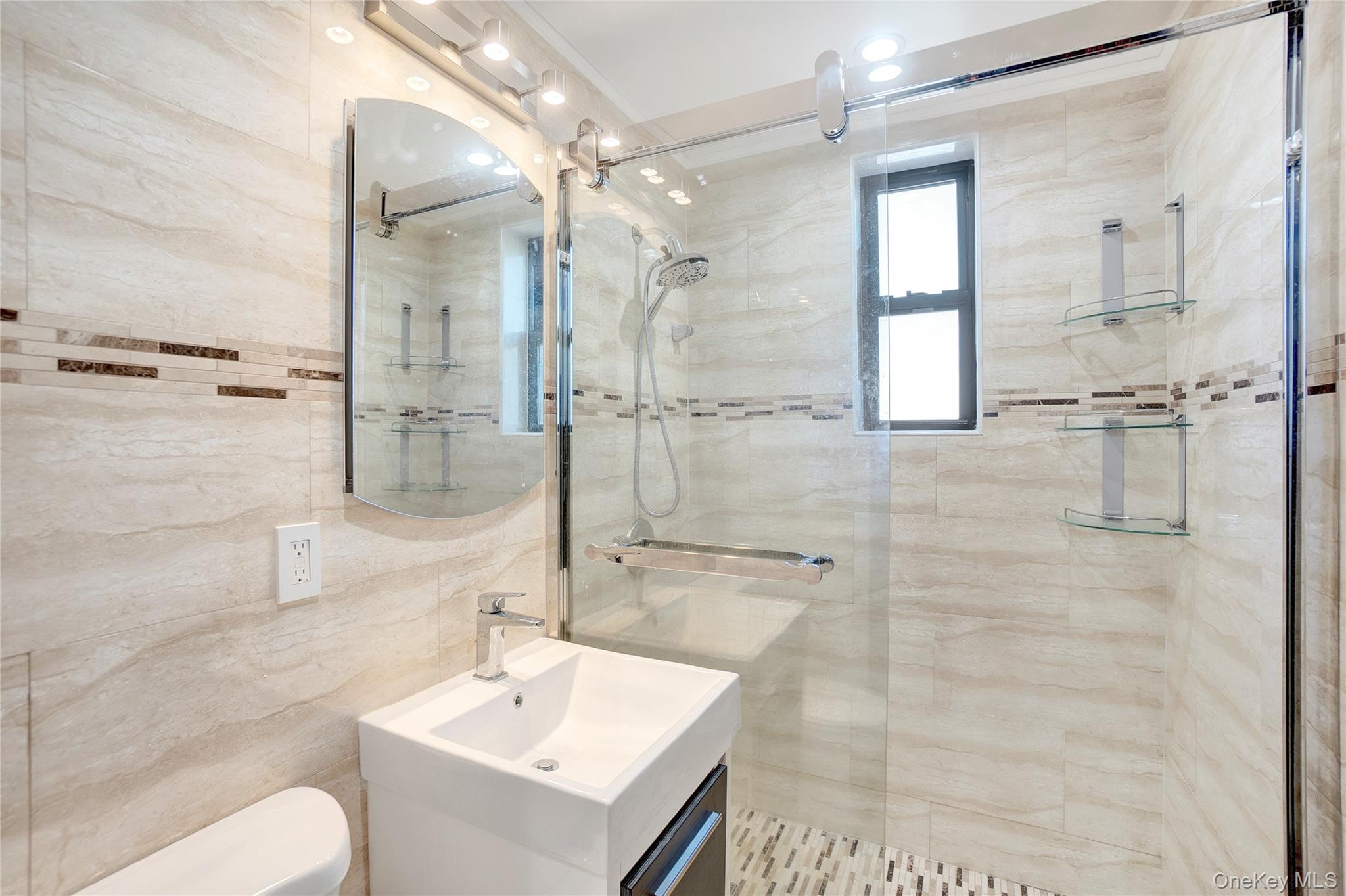 141-30 84th Road, Unit 5E Queens, NY 11435 - Photo 11 of 13