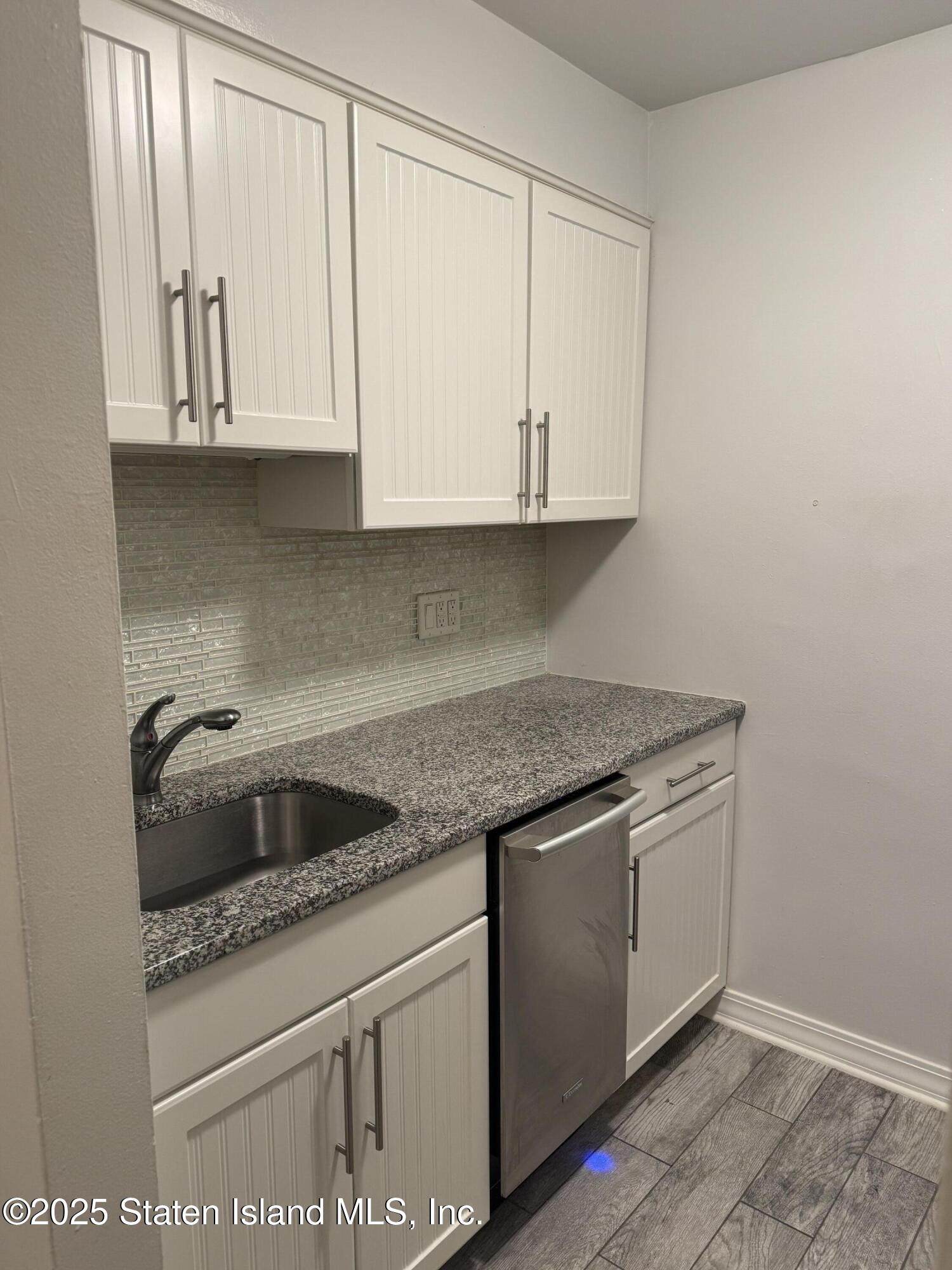 36 Hamilton Avenue, Unit 2S Staten Island, NY 10301 - Photo 10 of 14 IMG_3134