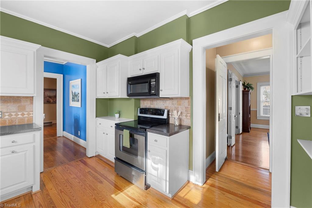 403 Spring Street Thomasville, NC 27360 - Photo 12 of 37