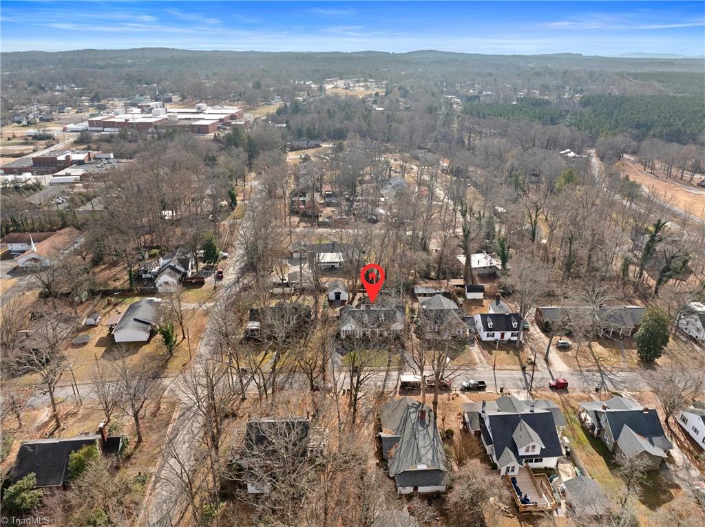 403 Spring Street Thomasville, NC 27360 - Photo 37 of 37