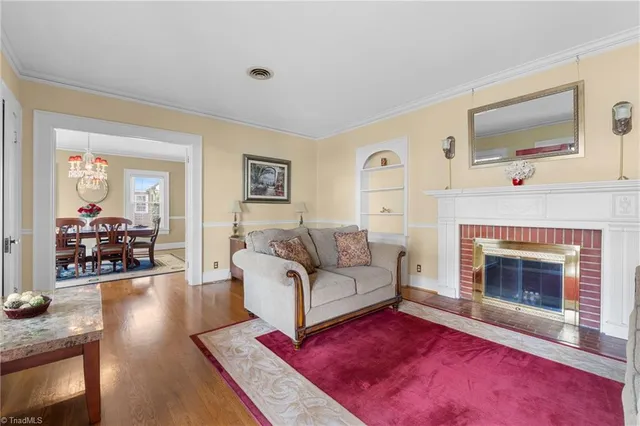 $369,900 | 403 Spring Street, Thomasville, NC 27360