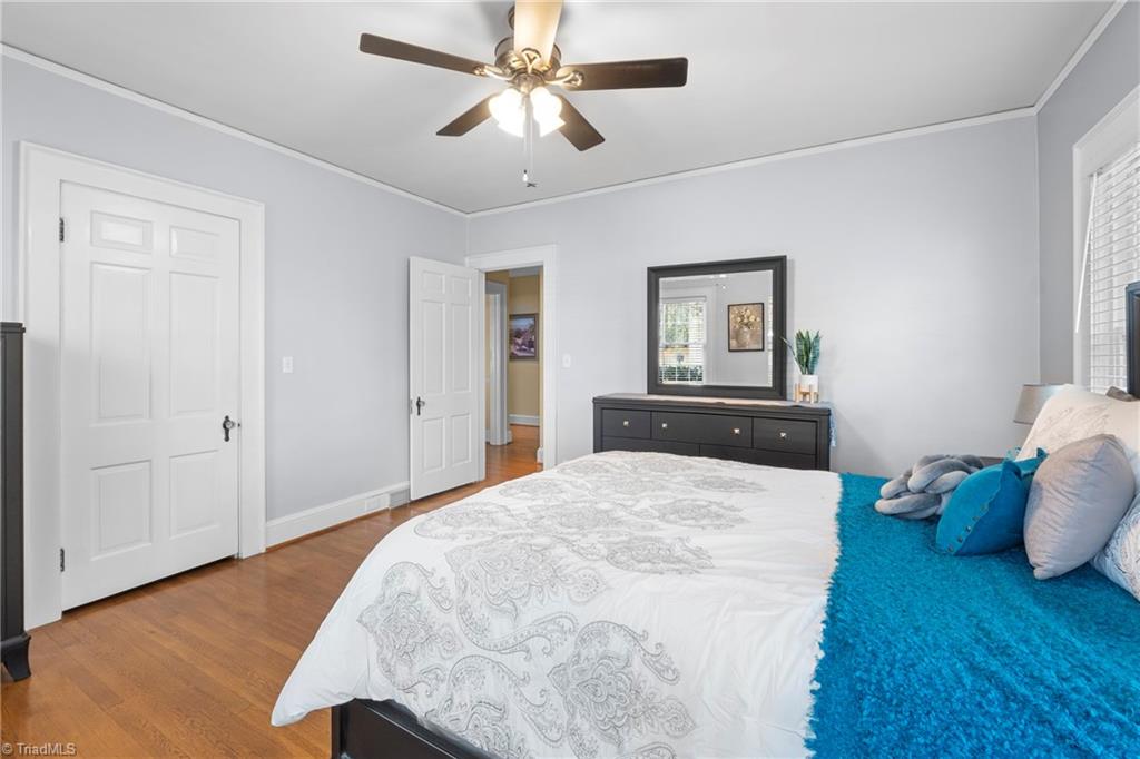 403 Spring Street Thomasville, NC 27360 - Photo 8 of 37