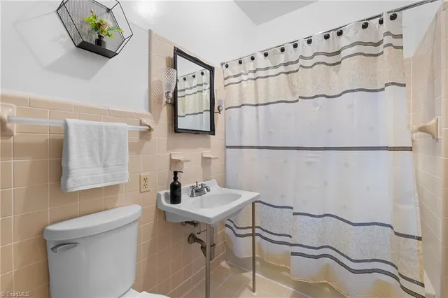 $369,900 | 403 Spring Street, Thomasville, NC 27360