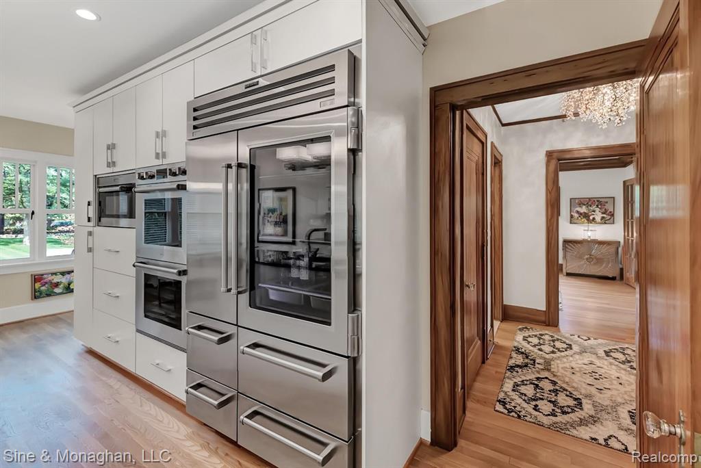 1158 West Maple Road Birmingham, MI 48009 - Photo 24 of 77