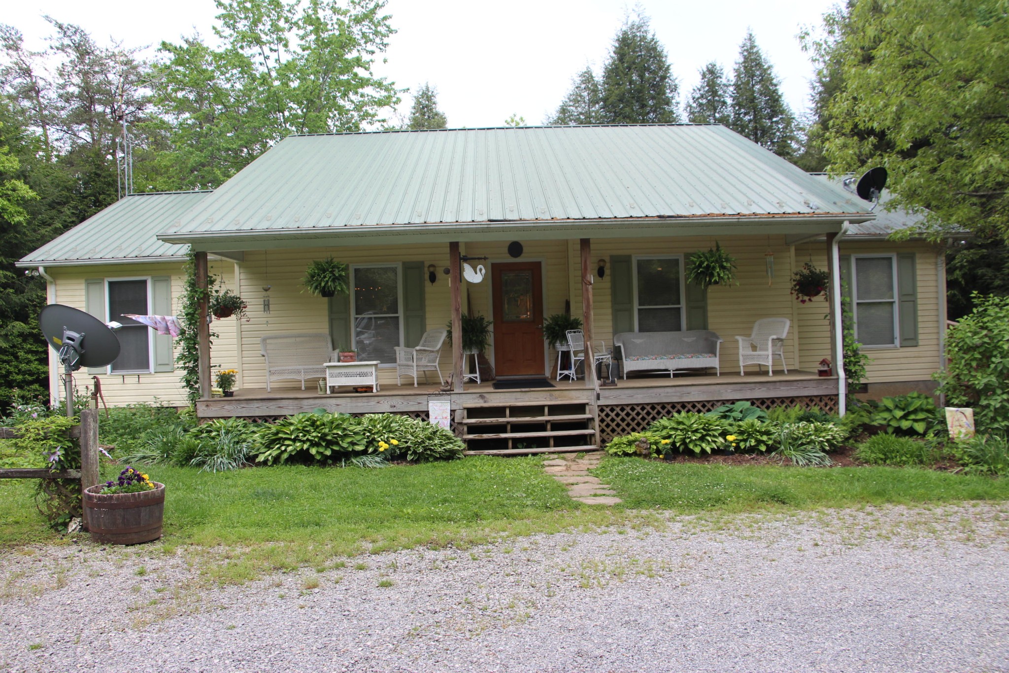 398 Jim Garrett Road Monterey, TN 38574 - Photo 1 of 30 Gallery Image 1