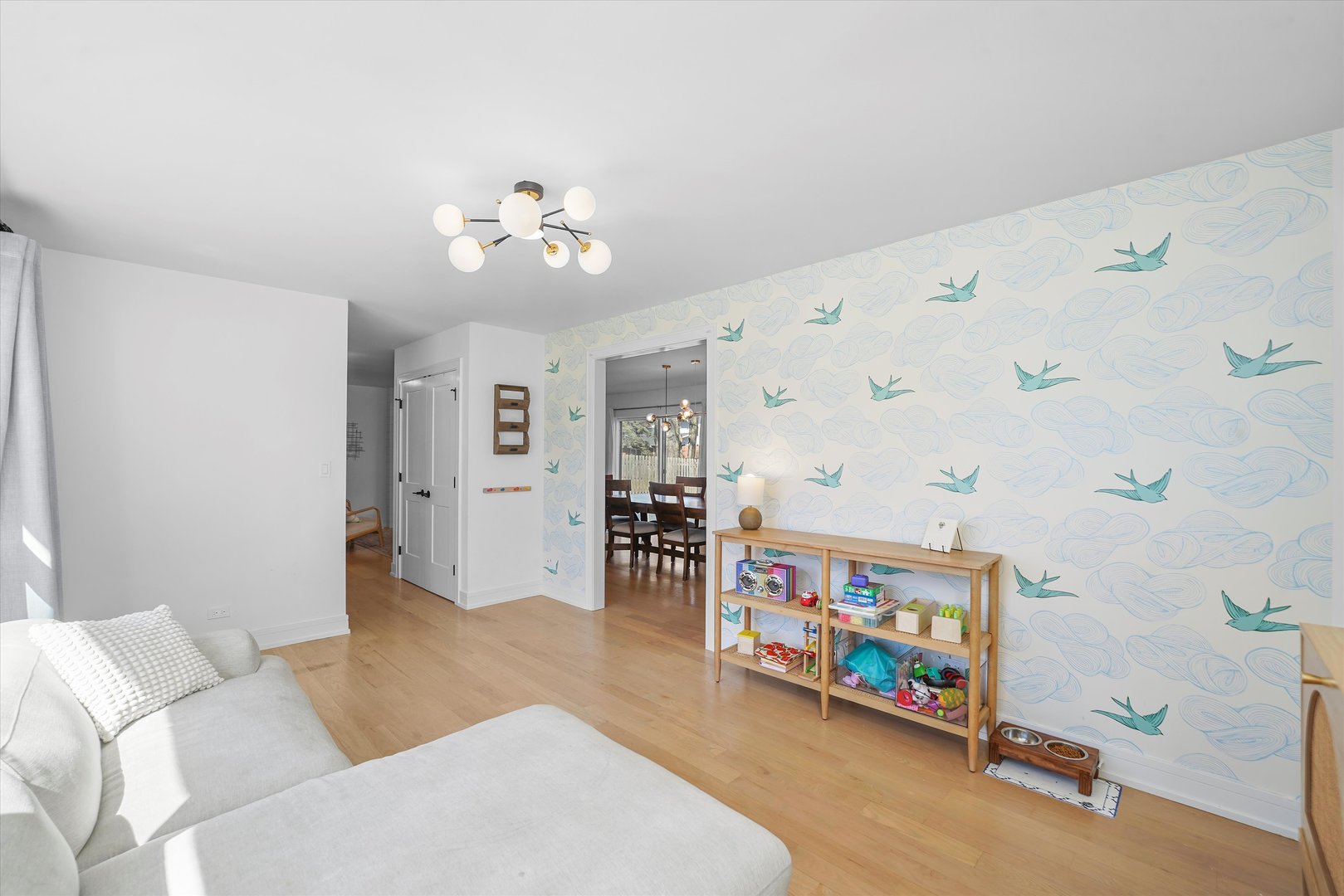 Undisclosed Address Northbrook, IL 60062 - Photo 21 of 46 a living room with furniture and couch