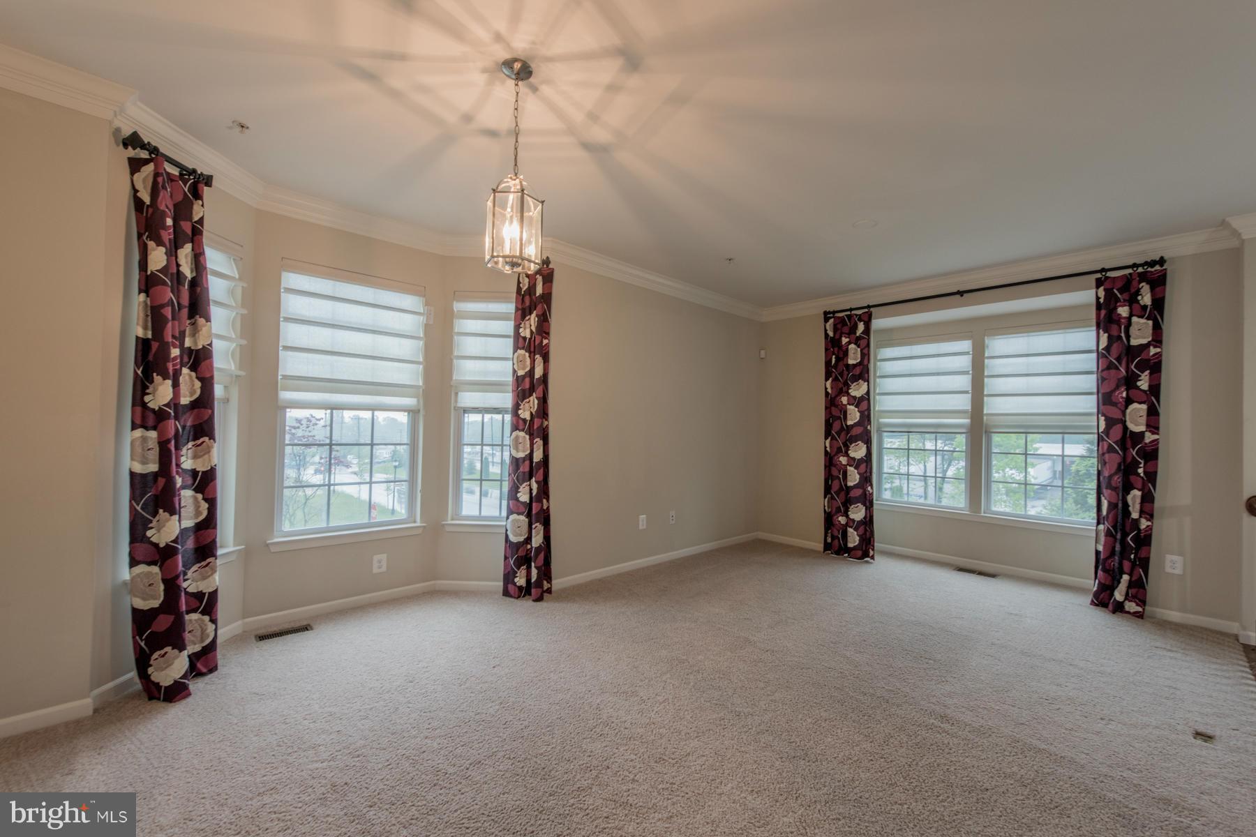8160 Mission Road, Unit 6 Jessup, MD 20794 - Photo 8 of 23 Dining/Living Room