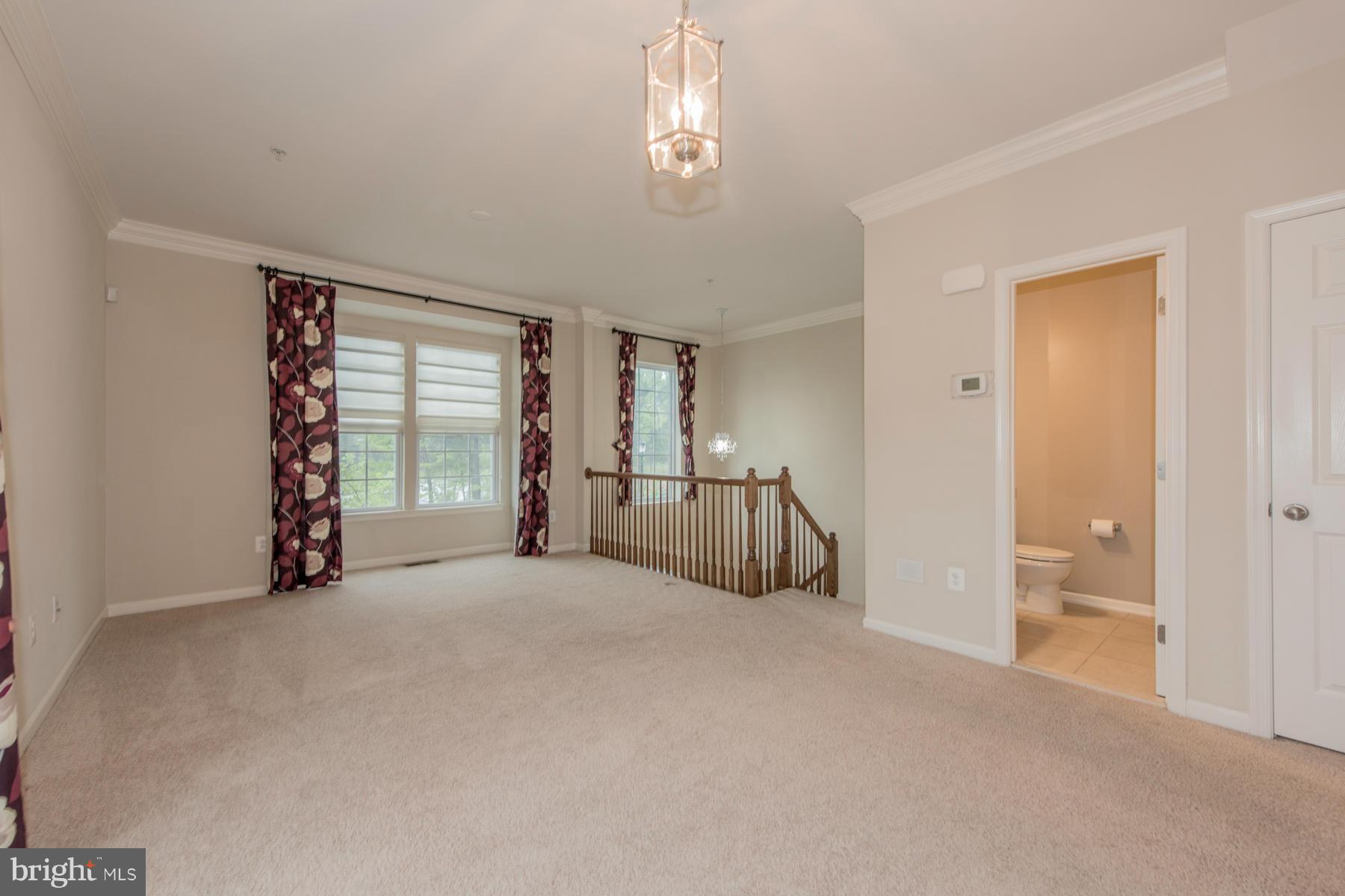 8160 Mission Road, Unit 6 Jessup, MD 20794 - Photo 9 of 23 Dining/Living Room