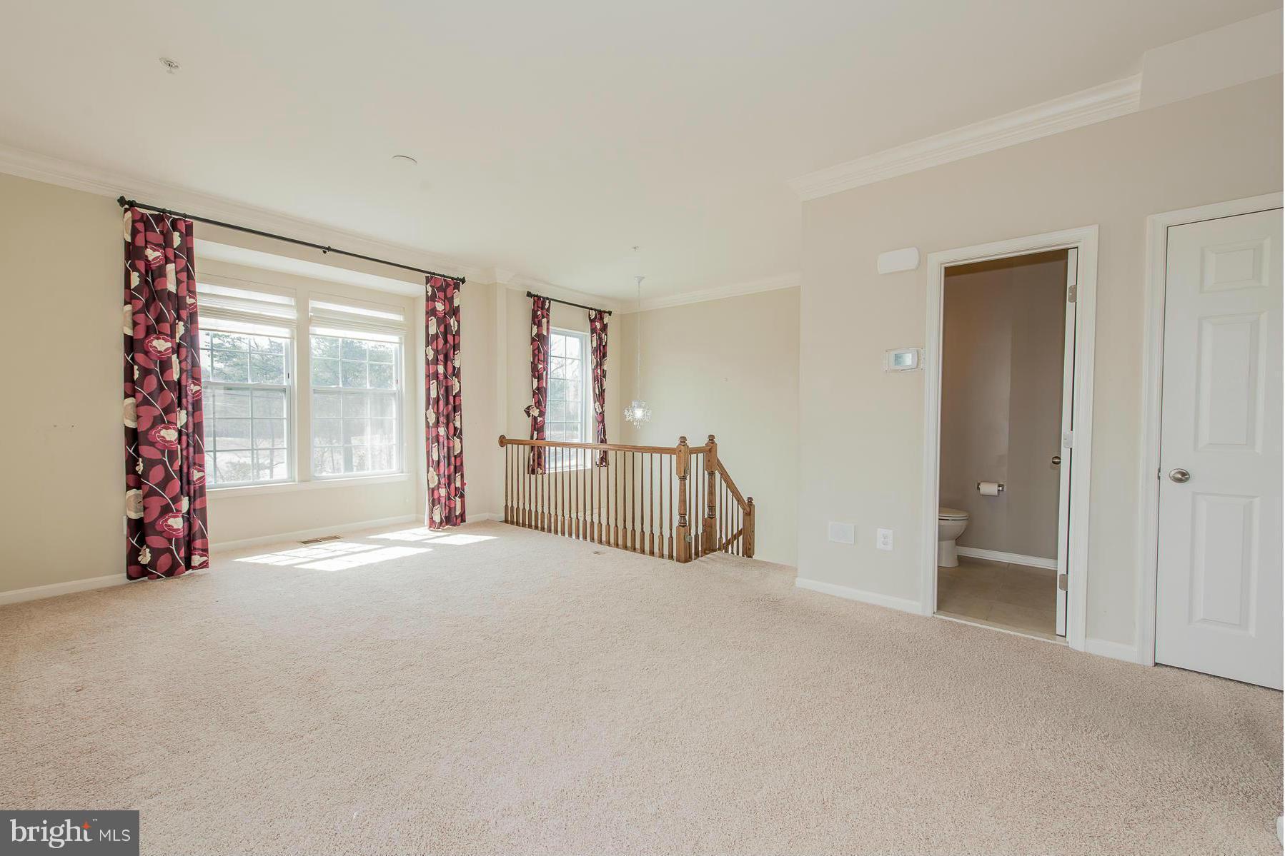 8160 Mission Road, Unit 6 Jessup, MD 20794 - Photo 10 of 23 Living Room