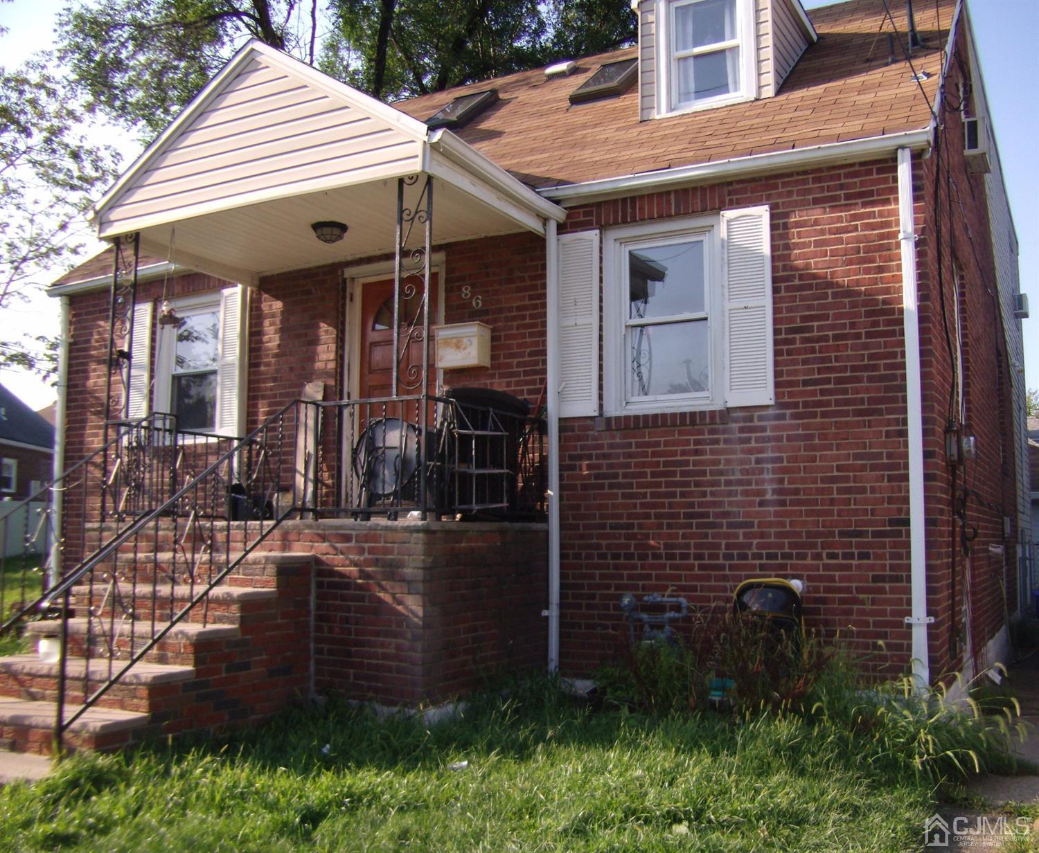 86 Spring Street Woodbridge, NJ 07095 - Photo 3 of 34 Gallery Image 3
