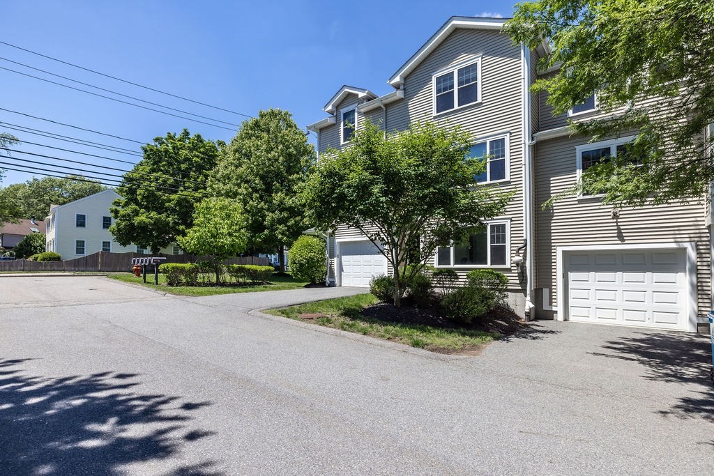 30 Webster Street, Unit 4 Needham, MA 02494 - Photo 29 of 29